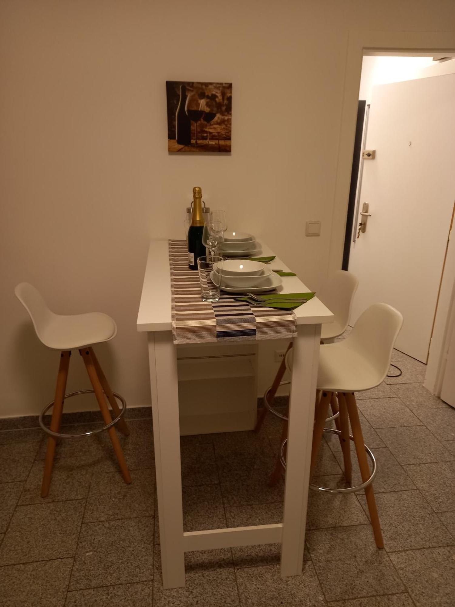 Apartment Near Downtown Wien